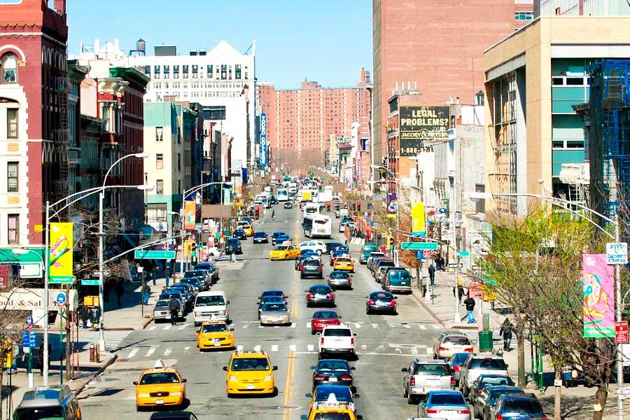 street scape harlem new york