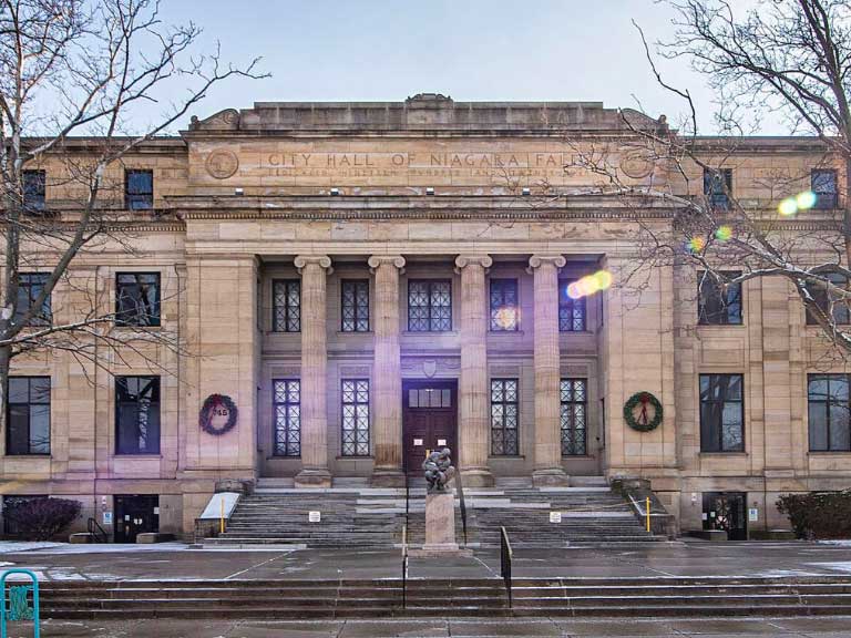 Niagara falls city hall